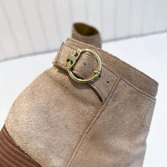 Tory Burch Sophia Tan Suede Block Heel Designer Bohemian Logo Booties 6 WORN - Picture 3 of 12